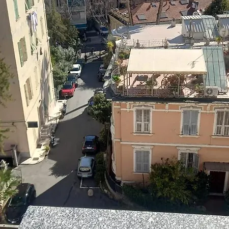 Corso Garibaldi Mansarda 3* Санремо
