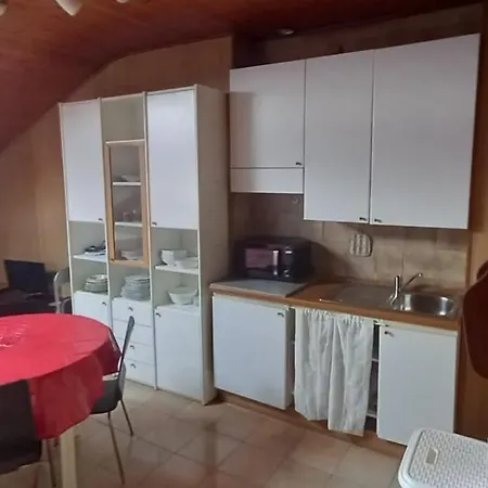 Corso Garibaldi Mansarda 3* Sanremo