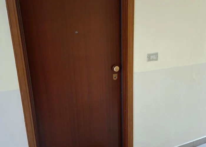 Corso Garibaldi Mansarda 3* 圣雷默